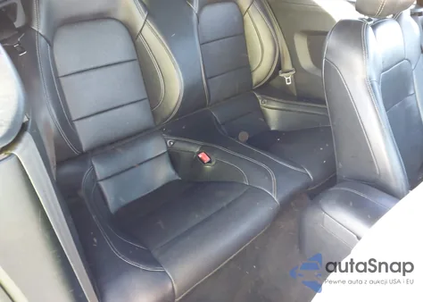 2018 Ford Mustang Ecoboost Premium z USA, uszkodzony, nr VIN 1FATP8UH3J5143624